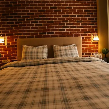 Unirii Old Square 4 דירה *