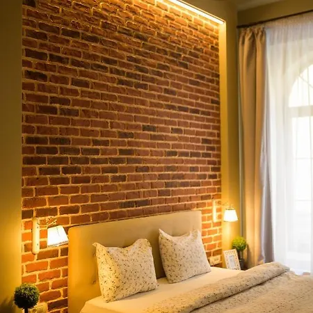 公寓 Unirii Old Square 4